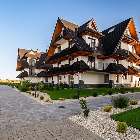 Apartment L12 *
