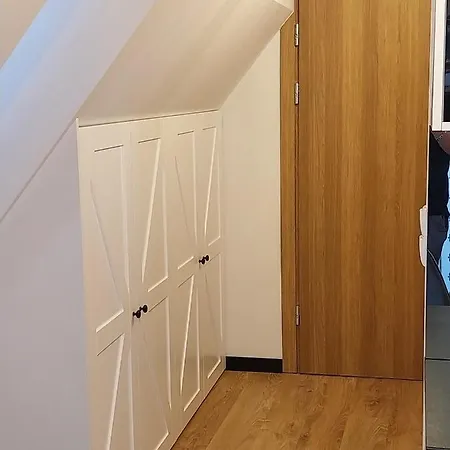 Apartment L12