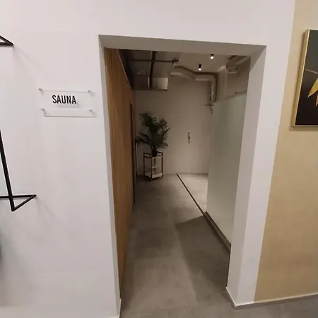 L12 Apartment *