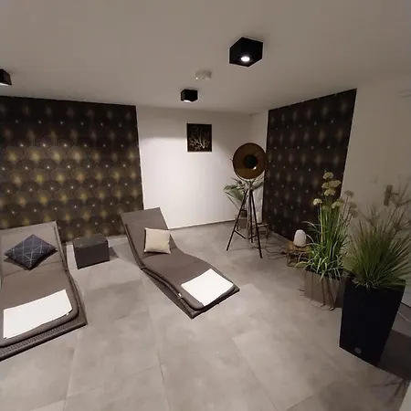 Apartment L12